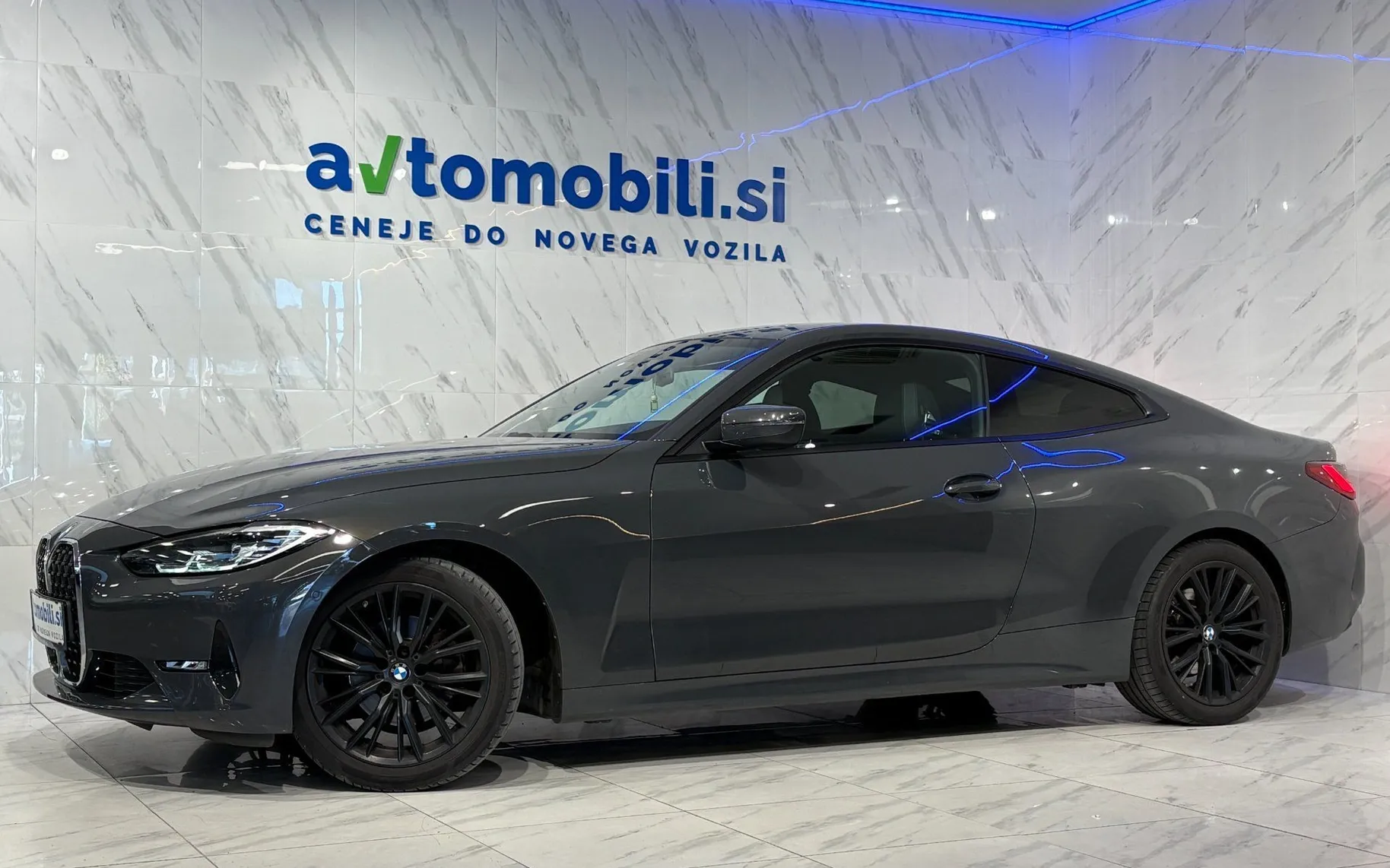 Zunanja slika - BMW serija 4 Coupe: - 420i Coupe - Kamera - Memory - Gretje - PDC - 2