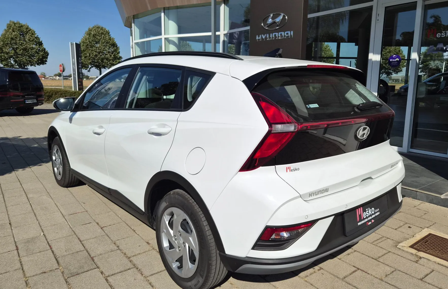 Zunanja slika - Hyundai Bayon - 1.2 MPI slo-1 last-tov.garancija-kamera-ac-pdc-... - 5
