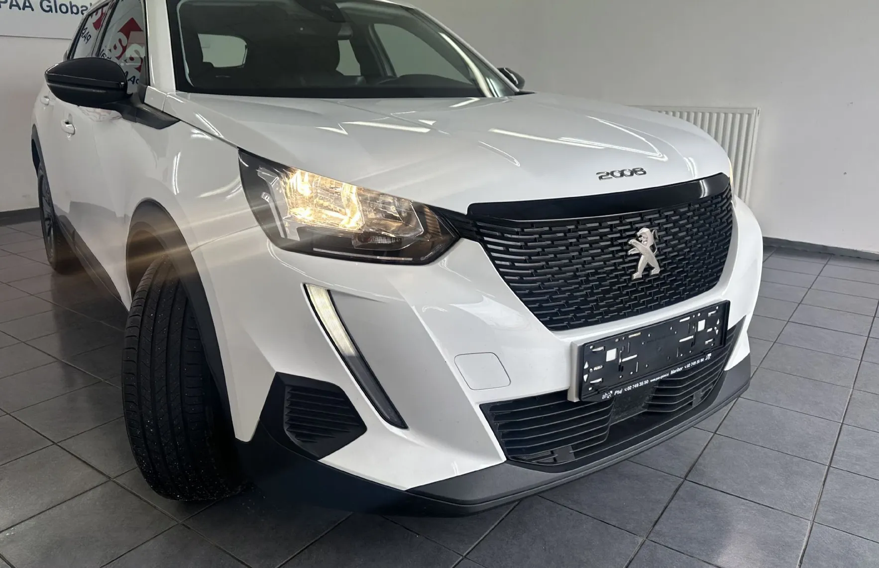 Zunanja slika - Peugeot 2008 - 1.5 BLUEHDI 130 ACTIVE.KAMERA.NAVI.LED.SAMO 90.000 - 14