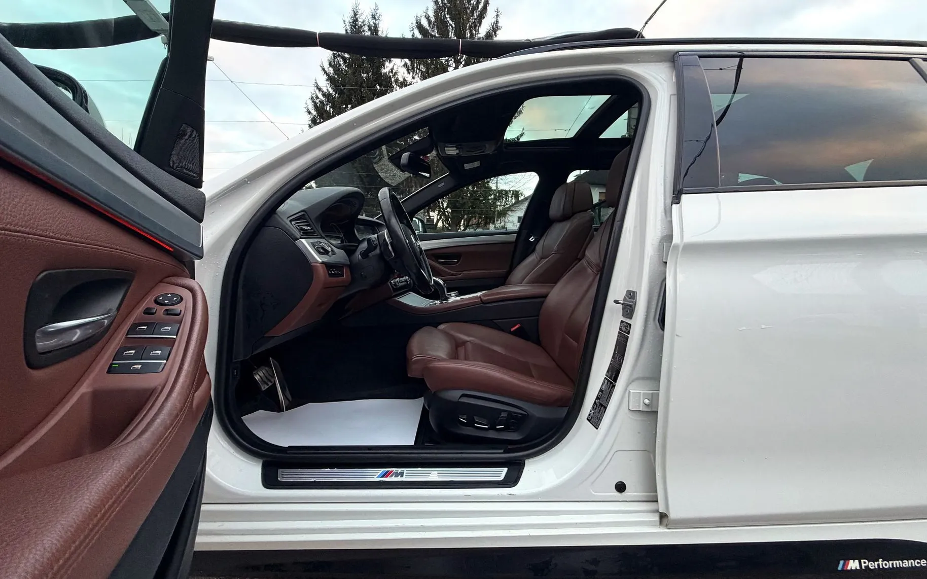 Zunanja slika - BMW Serija 5 - Touring: 530d xDrive M SPORT SLO 1.LASTNIK FULL LED ACC - 13