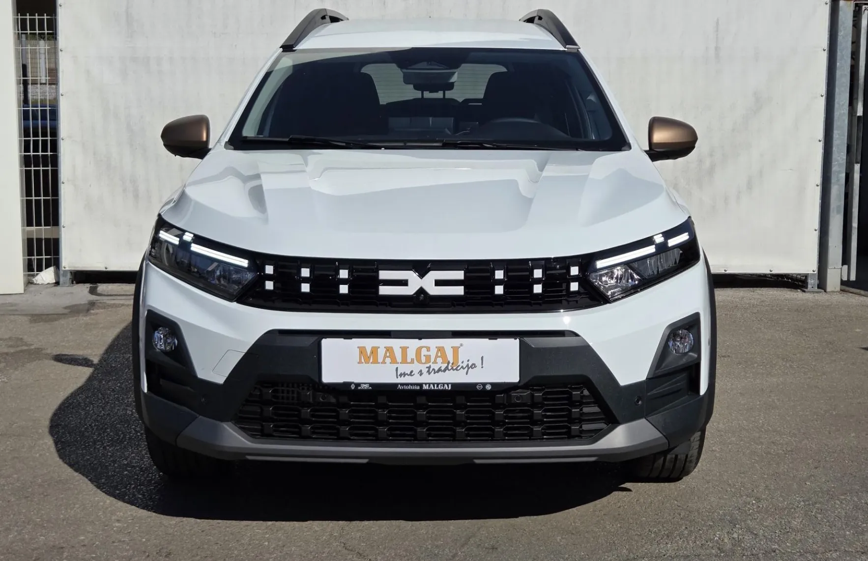Zunanja slika - Dacia Jogger - Extreme TCe110+Paket Vožnja - 2