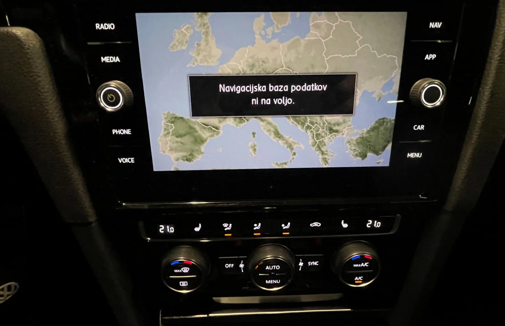 Zunanja slika - Volkswagen Golf - 2.0 TDI BMT Comfortline DSG PDC 2X.OGR. SEDEŽI. - 15