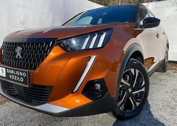 Zunanja slika - Peugeot 2008 - GT PACK 1.5 HDI 130 EAT8+NAVI+KAMERA +JAMSTVO... - 2