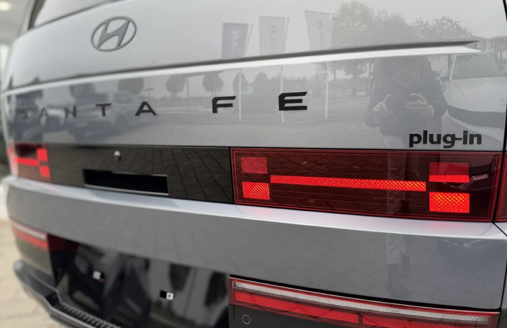 Zunanja slika - Hyundai Santa Fe - PHEV Impression.calligraphy.d.key - 12