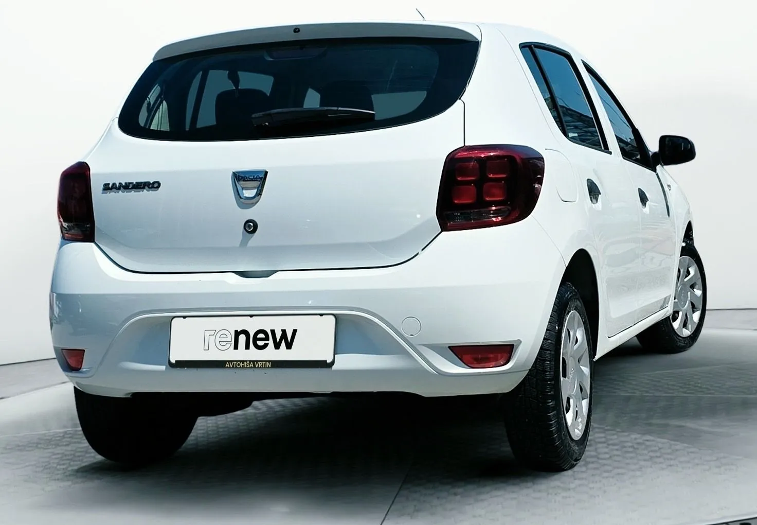 Zunanja slika - Dacia Sandero - 1.0 SCe 75 Comfort Z ENOLETNIM JAMSTVOM - 3