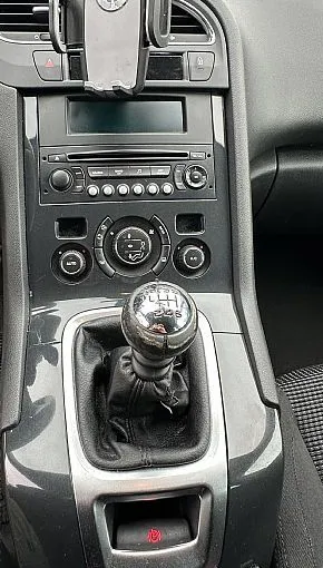 Zunanja slika - Peugeot 5008 - Premium 1.6 HDi FAP+1 Lasnik+Slo.poreklo - 10