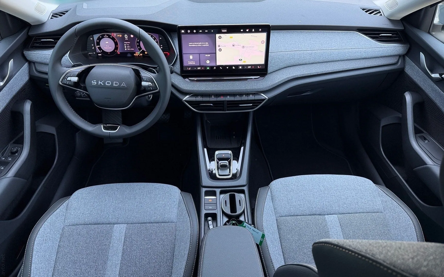 Notranja slika - Škoda Octavia - 2.0 TDI Family DSG - 10