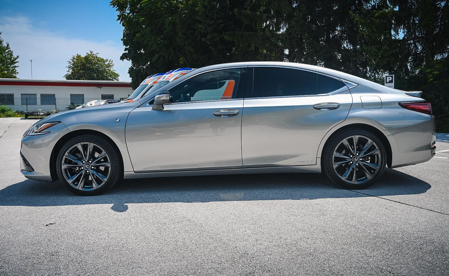 Zunanja slika - Lexus ES - 300h F Sport Premium Davčna olajšava za PODJETJA - 7