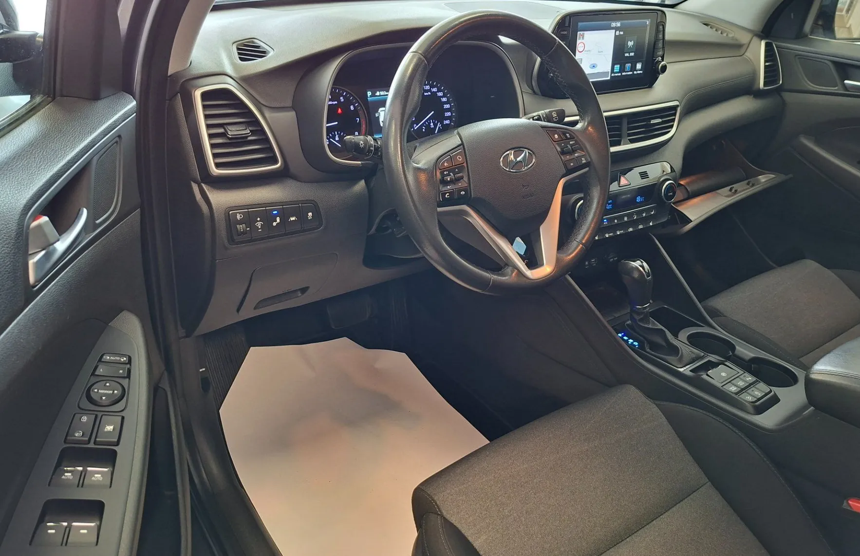 Zunanja slika - Hyundai Tucson - 1.6 T-GDI Premium-LED-NAVI-KAMERA-ODLIČEN- - 7