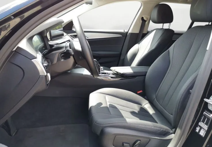 Zunanja slika - BMW Serija 5 - Touring: 520d Navi+Head Up Display+Vlečna kljuka - 6