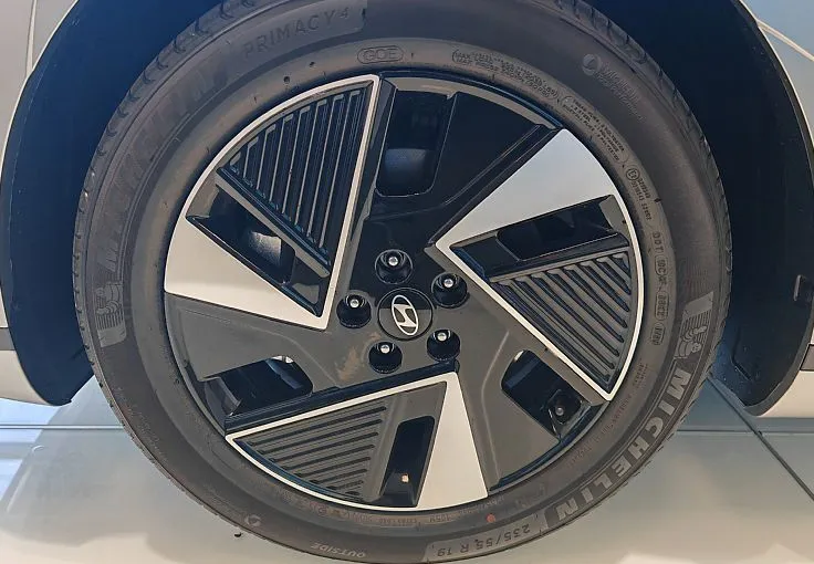 Zunanja slika - Hyundai Ioniq 5 - 168 kW FL PREMIUM   84 kWh   topl.črpalka. el. klj - 5