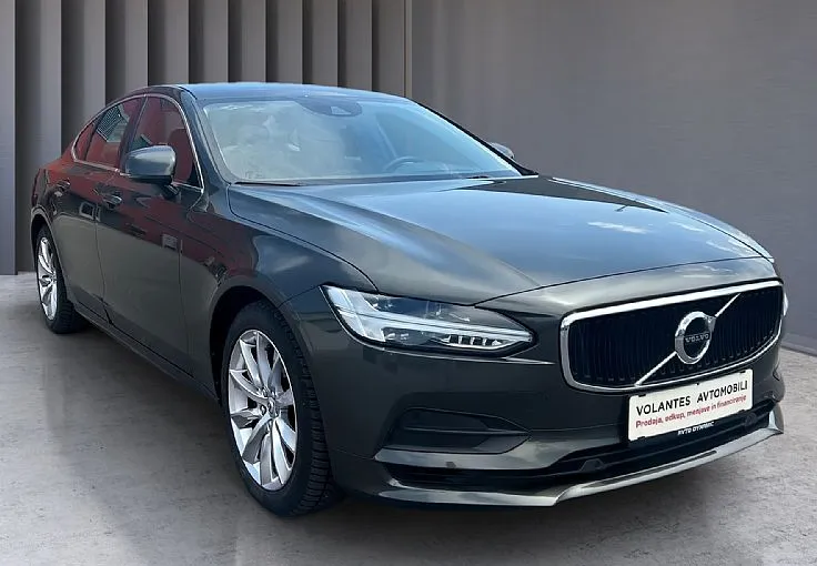 Zunanja slika - Volvo S90 - D3 Momentum Avt. - 2