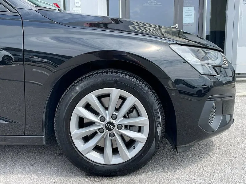 Zunanja slika - Audi A3 - SPORTBACK 30TFSI ADVANCE S-TRONIC LED NAVI DIGITAL - 7