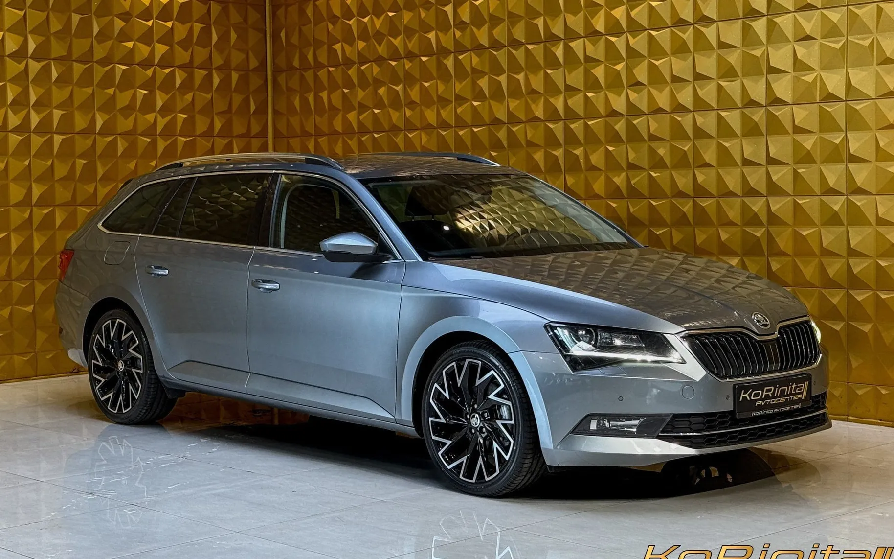 Zunanja slika - Škoda Superb - Combi 2.0 TDI Style DSG - 1