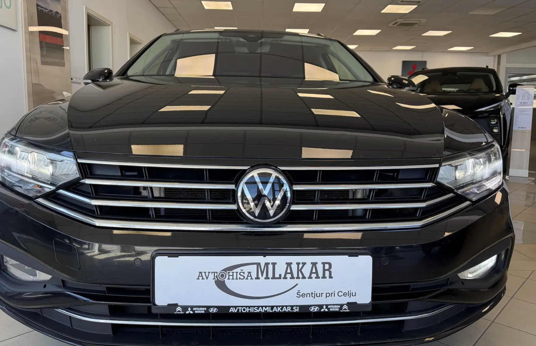 Zunanja slika - VW Passat - Variant 1.5 TSI BMT Elegance -DSG-VIRTUAL-ACC-KAMERA-LED - 2