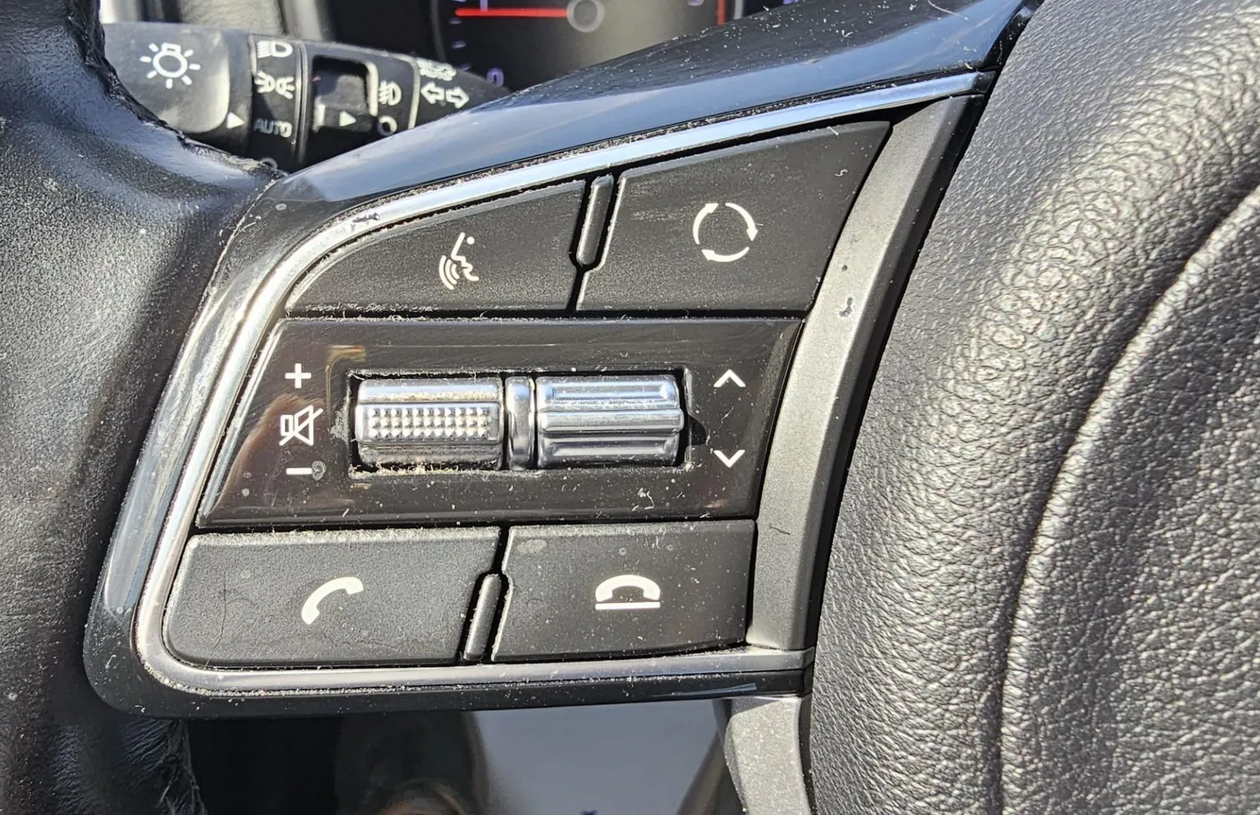 Zunanja slika - KIA Sportage - 1.6 CRDi 136 LX Edition DCT|NAVI|led|kamera|Assist - 12