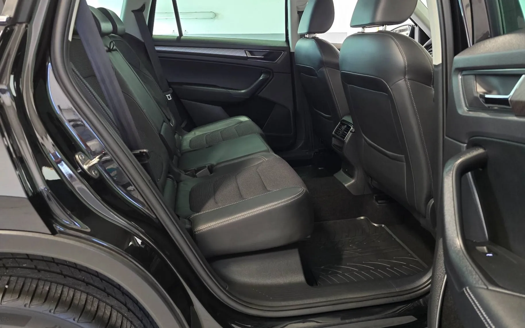 Notranja slika - Škoda Kodiaq - 2.0 TDI Style DSG- Matrix.virtual.kamera.asistence - 18