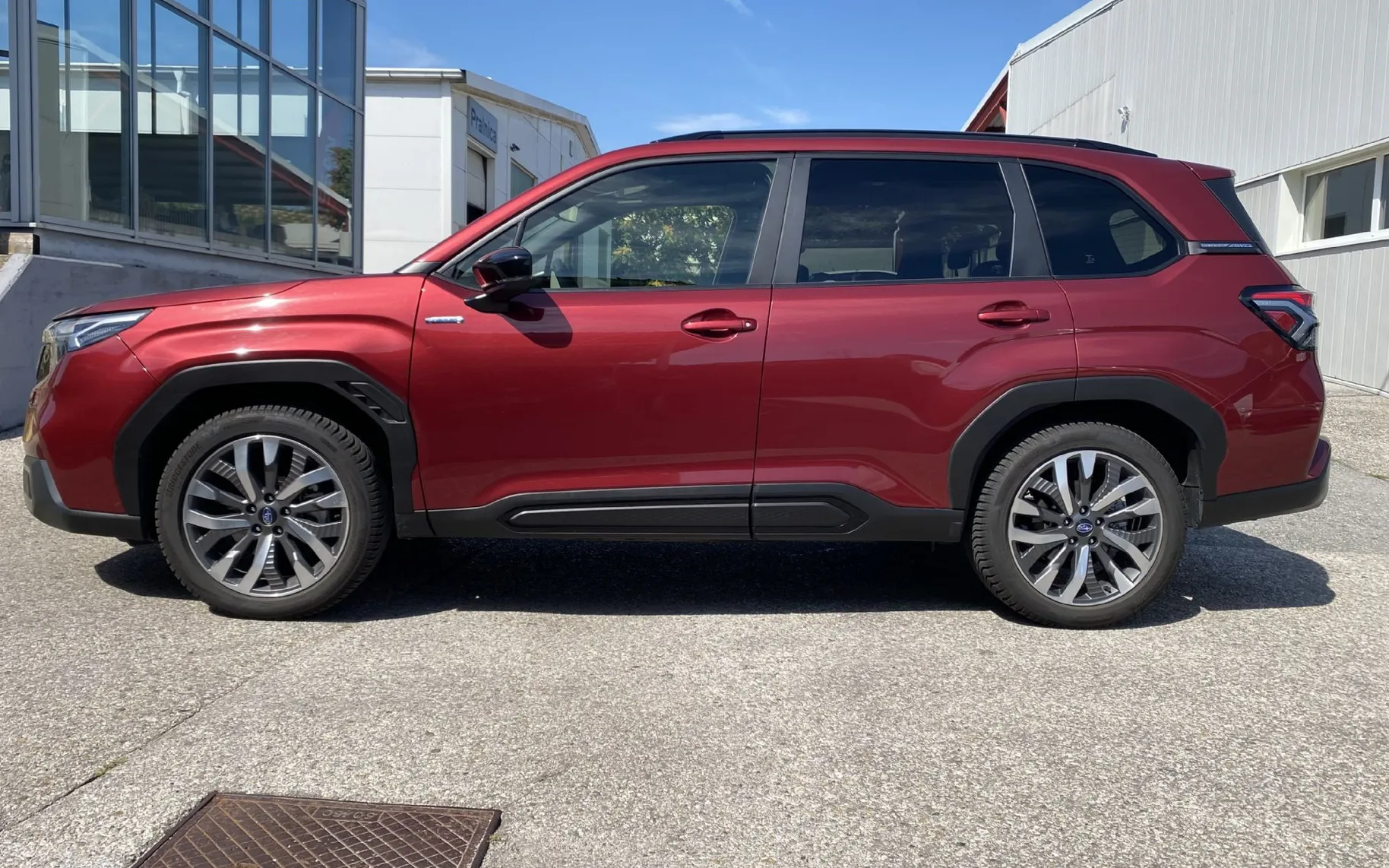 Zunanja slika - Subaru Forester - 2.0i CVT 4WD PREMIUM - 17
