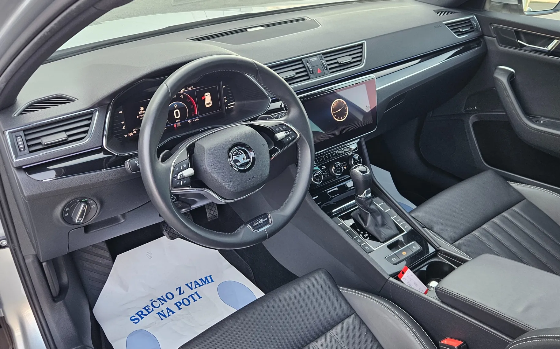 Zunanja slika - Škoda Superb - Combi 2,0 TDI L&K DSG - 7