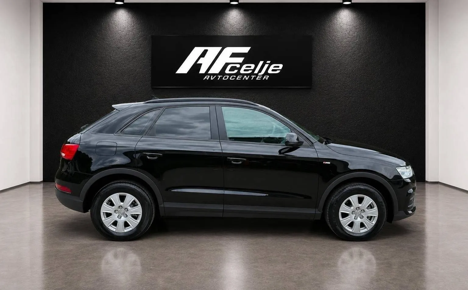 Zunanja slika - Audi Q3 - 2.0 TDI-S LINE-XENON+LED-LIZING ZA TUJCE-NAVI-... - 4