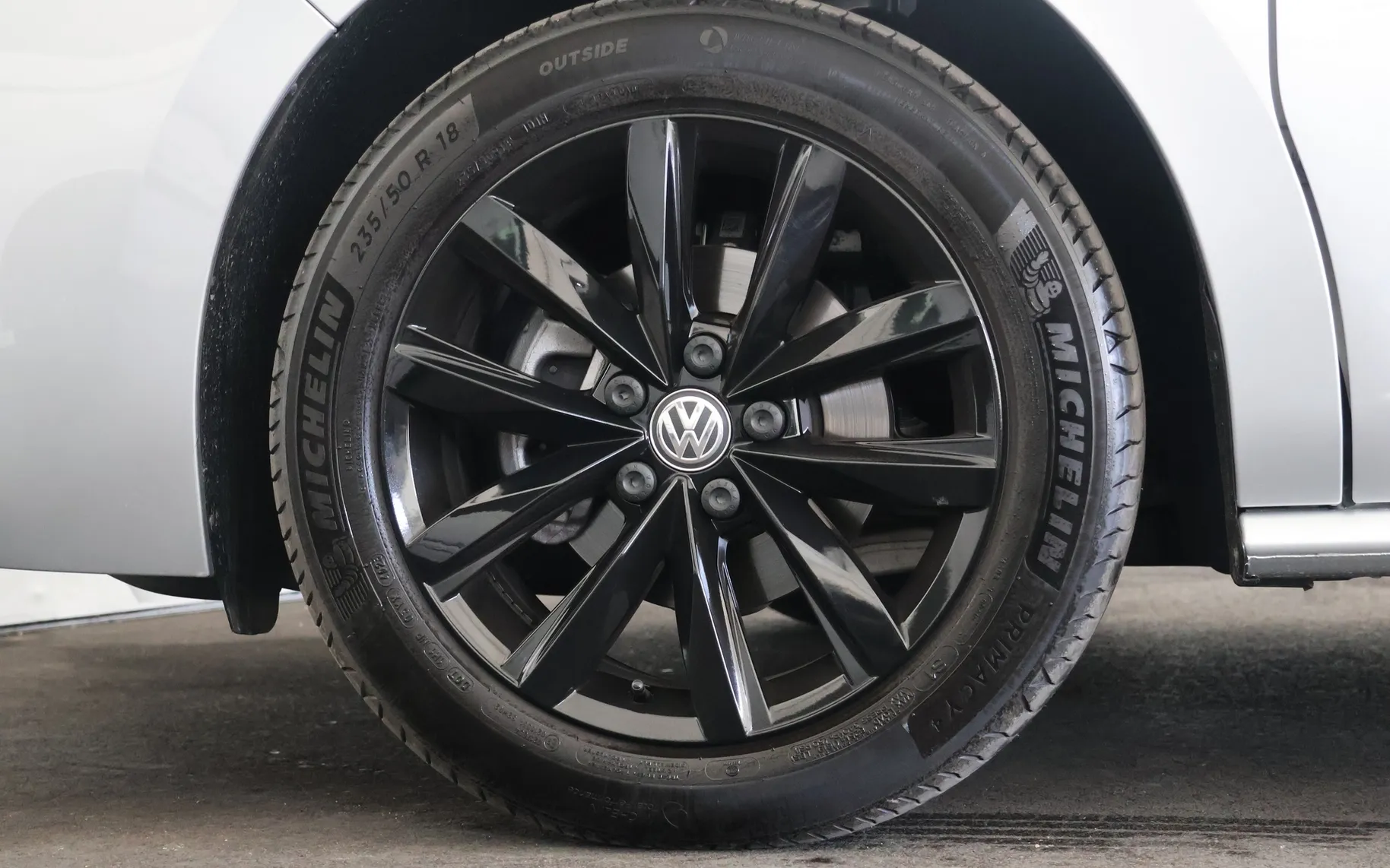 Zunanja slika - VW Multivan - T7 L2 2.0 TDI DSG Edition 150KM - 18