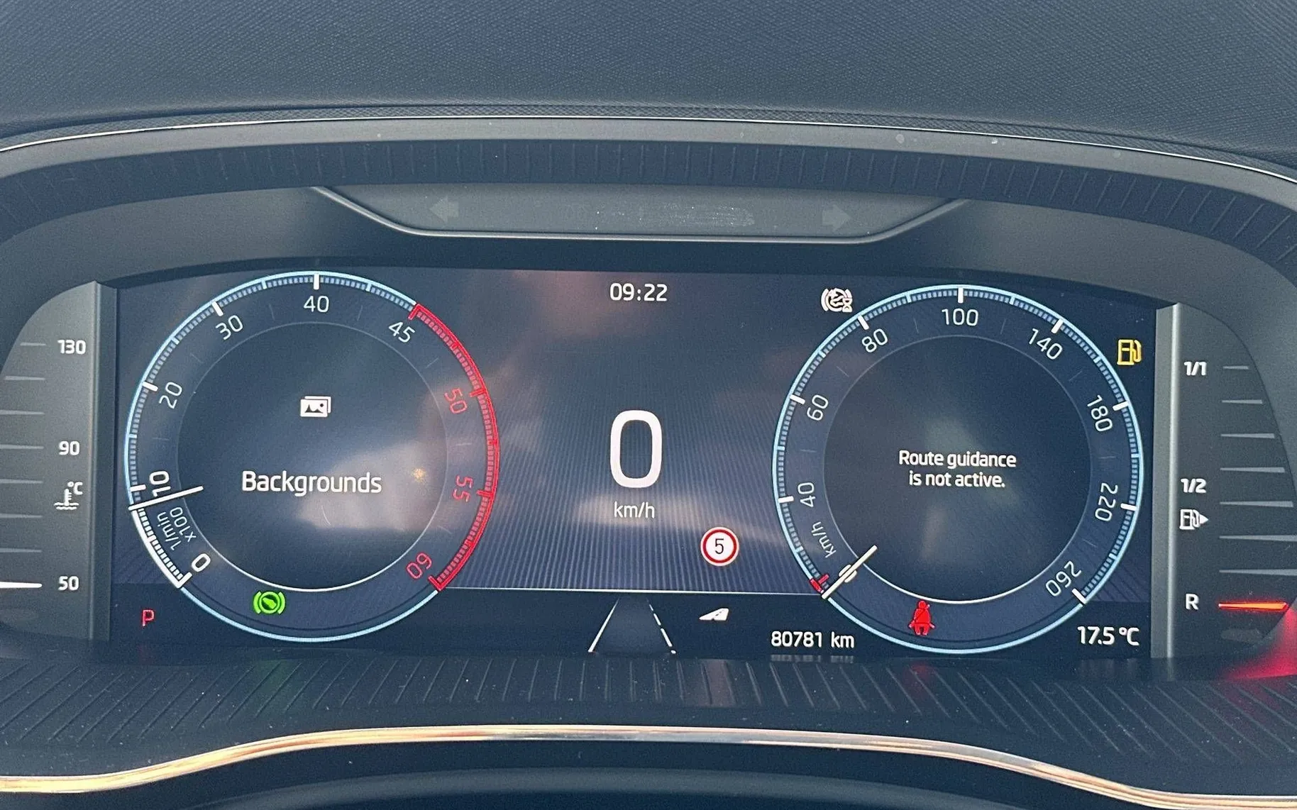Notranja slika - Škoda Octavia - Combi 2.0 TDI Style DSG - 14