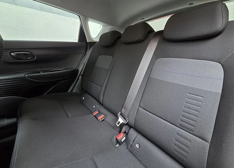 Zunanja slika - Hyundai Bayon - 1.0 T-GDI Comfort Winter AAC - 1.000€ GOTOVINA - 8