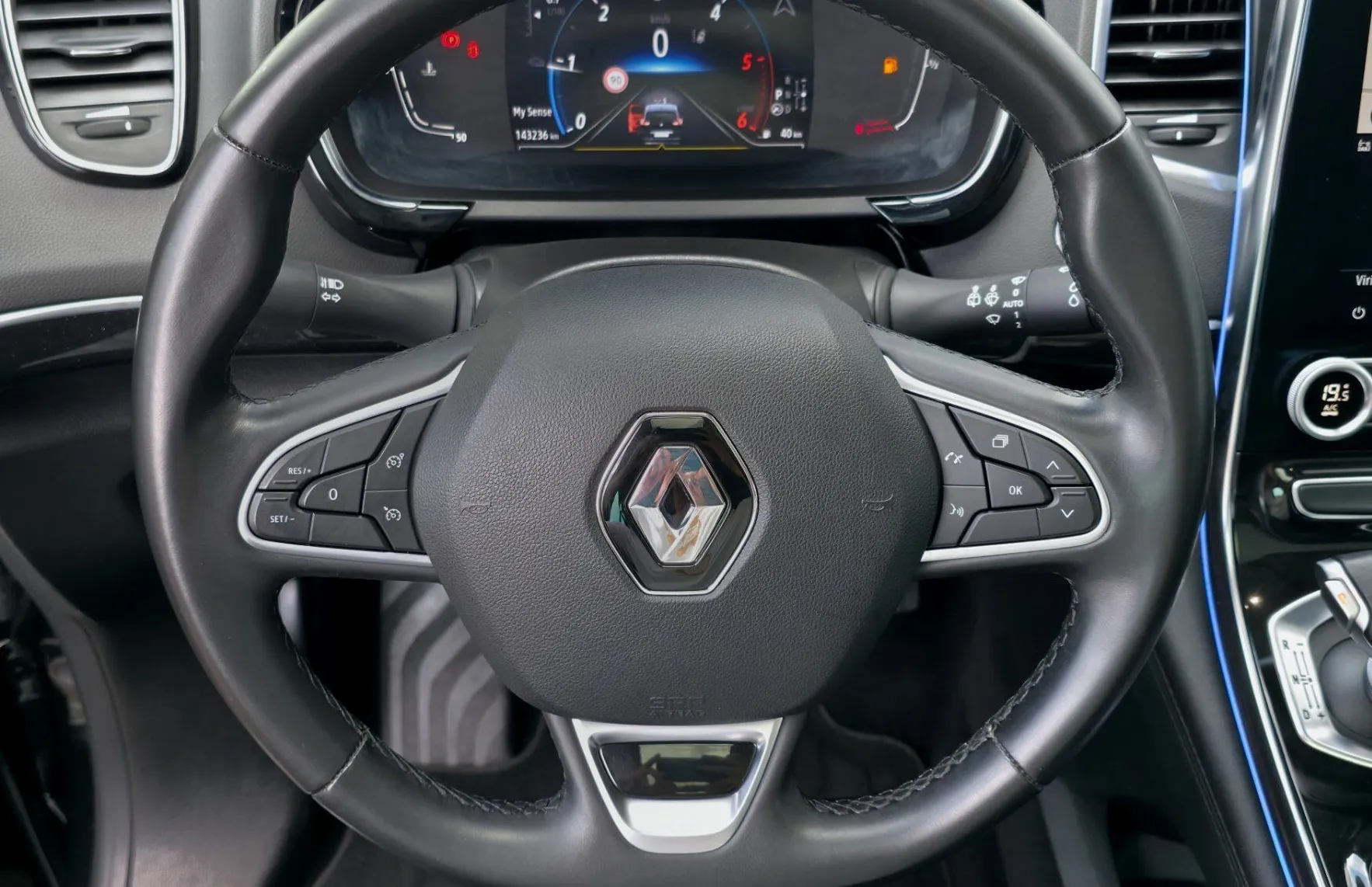Zunanja slika - Renault Espace - 2.0dCi EDC Intens FULLED•PANOR•BLIS•7SED•KAMER•18C - 10