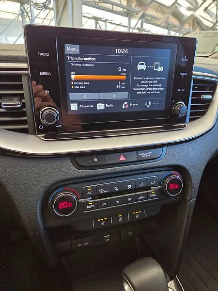 Zunanja slika - KIA Ceed - 1.6 CRDi MHEV EX Vision ISG DCT GR.SED-VOLANA - 18