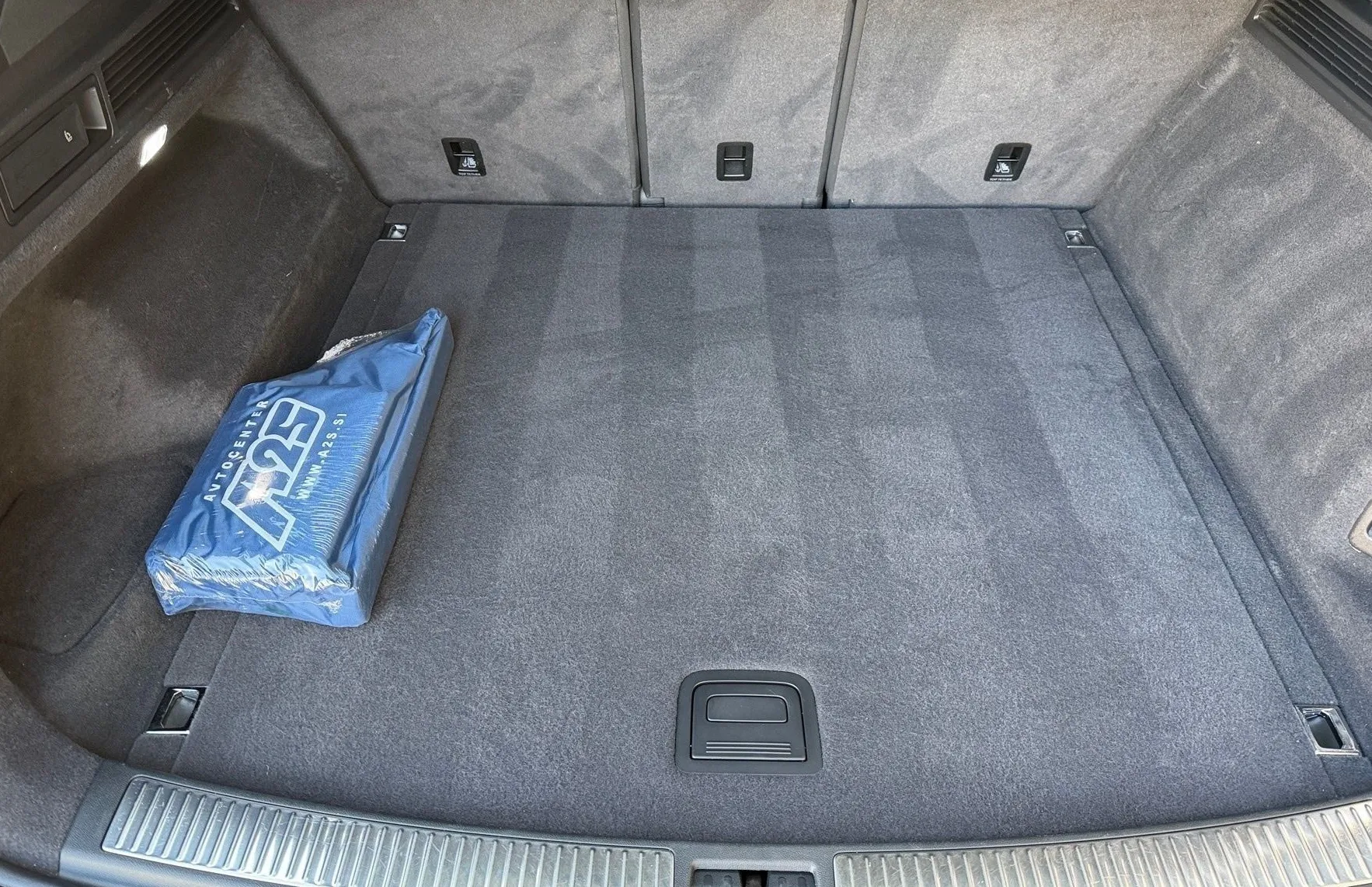 Zunanja slika - VW Touareg - V6 TDI BMT R-Line 210  285 -Zračno-Webasto-HeadUp. - 12