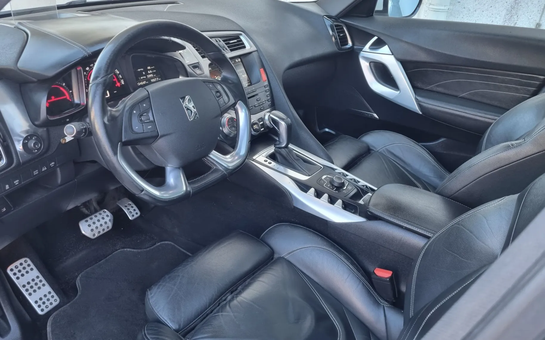 Zunanja slika - Citroën DS5 - 2.0 HDi Avtomatik - KAMERA-NAVI-HIFI-GRETJE SED. - 27