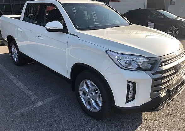 Zunanja slika - SsangYong Musso - Grand 2.2 XDi Ultimate 4WD A T....AKCIJA..... - 2