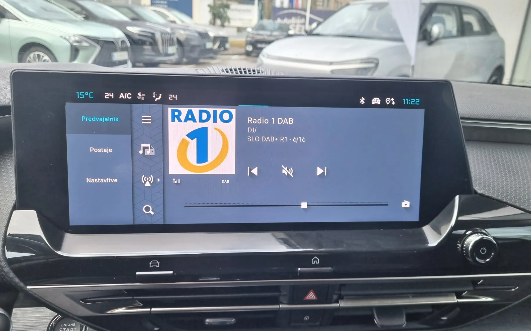 Zunanja slika - Citroën C5 - X Shine 1.2L PureTech 130 AVTOMATIK - SAMO 17.600KM - 26