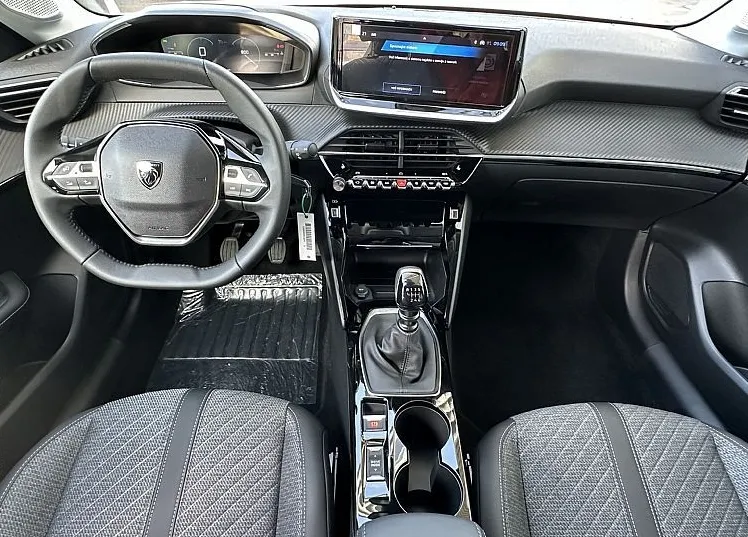 Zunanja slika - Peugeot 208 - ALLURE PureTech 100 - 5