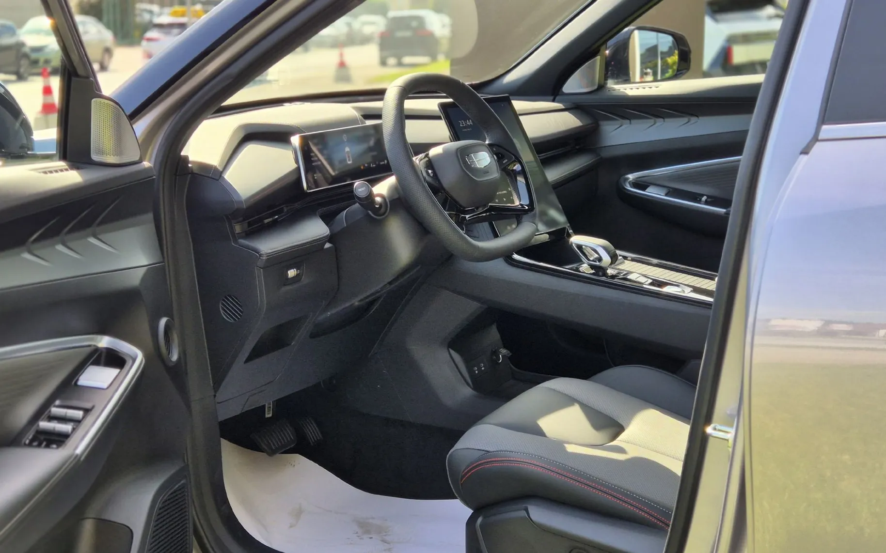 Notranja slika - Geely Cityray - 1.5 7DCT FWD GF - 13