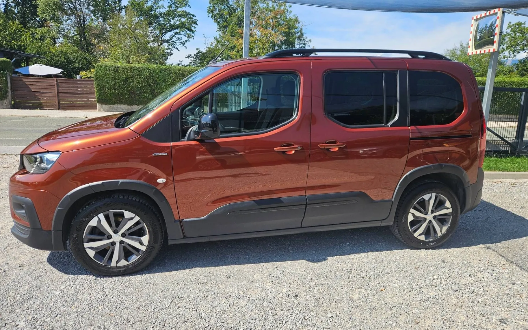 Zunanja slika - Peugeot Rifter - 1.5 HDI L1 GT-LINE 1.LASTNIK  SLO SAMO 84000KM... - 6