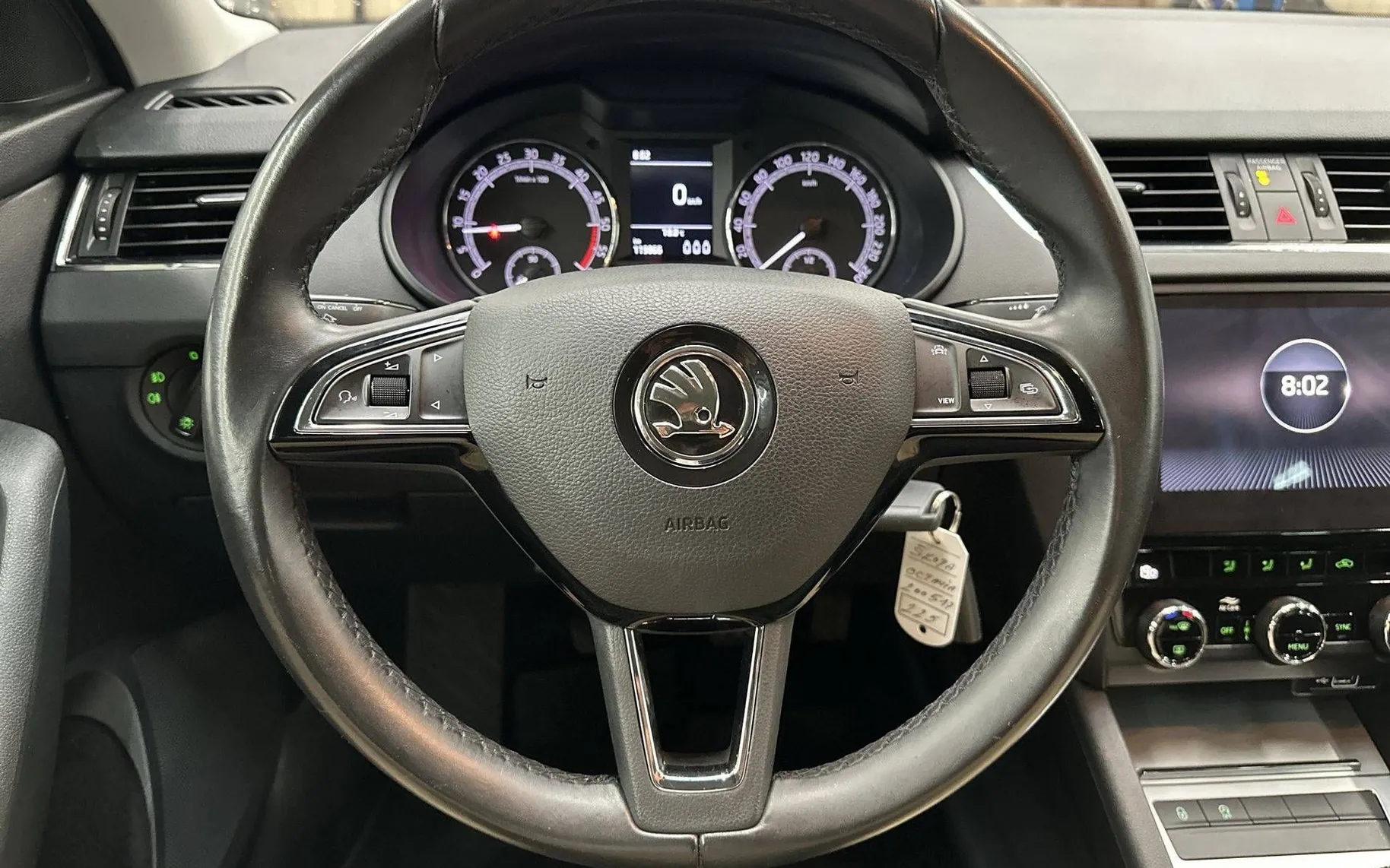 Notranja slika - Škoda Octavia - Combi 1.6 TDI Family... - 14
