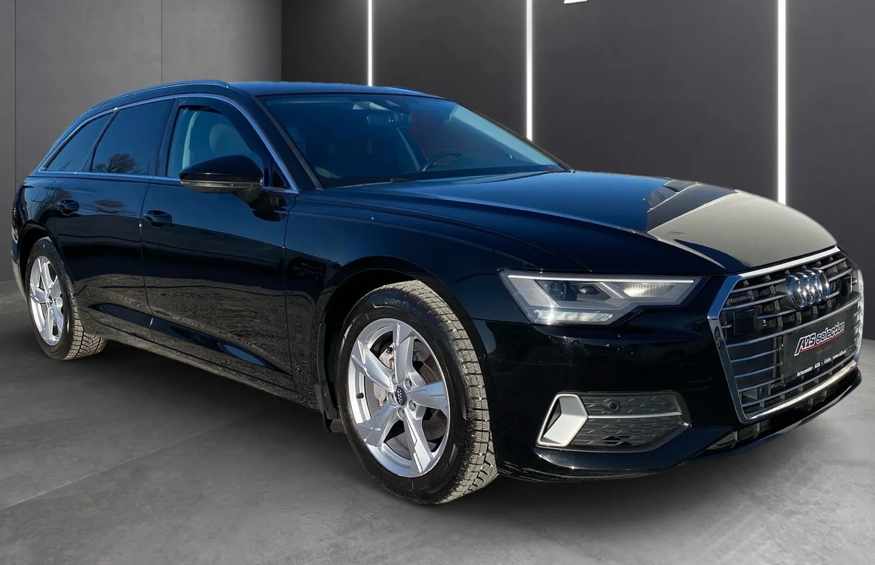 Zunanja slika - Audi A6 - Avant 40 TDI S tronic sport 150kW-Webasto-Vlečna kljuka - 2