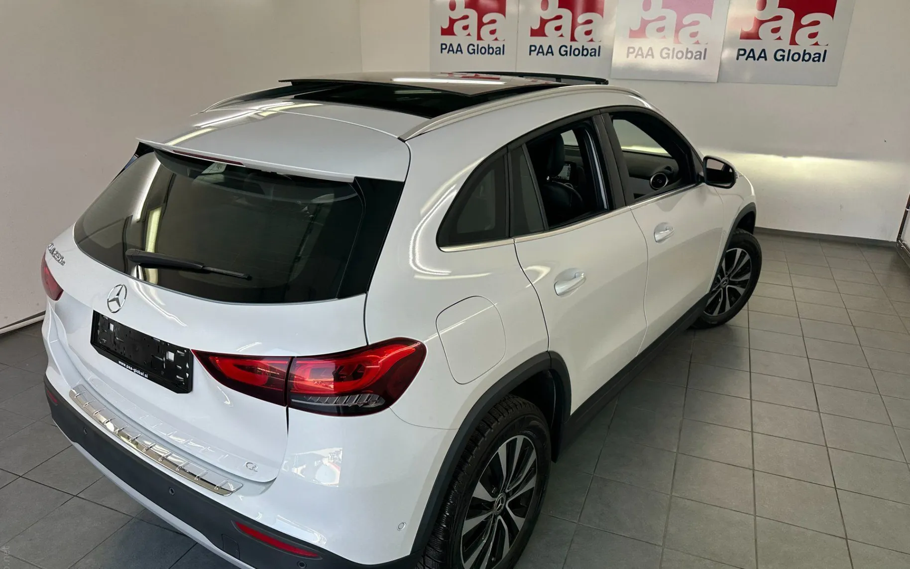 Zunanja slika - Mercedes-Benz GLA-Razred - GLA 250 e Avt.KAMERA.PANORAMA.LED.USNJE.NAVI.TOP - 2