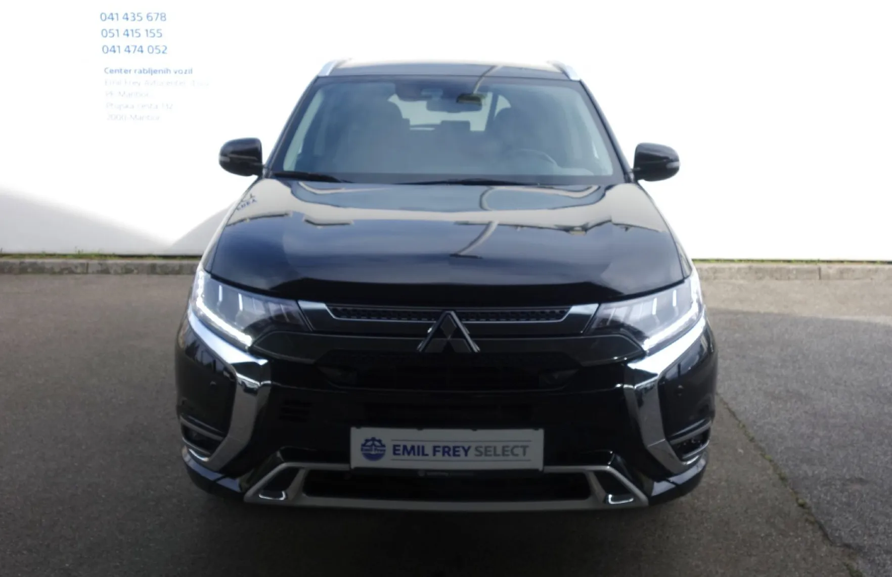 Zunanja slika - Mitsubishi Outlander - PHEV 2.4 MIVEC Twin Motor INSTYLE+ - 3