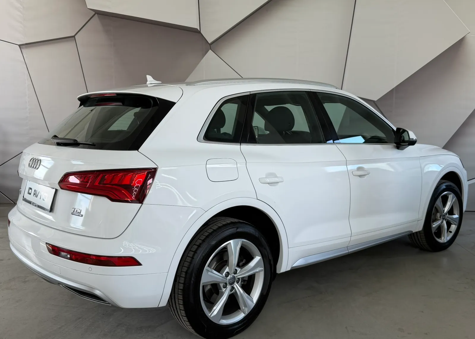 Zunanja slika - Audi Q5 - quattro 2,0 TDI Sport S tronic - 4