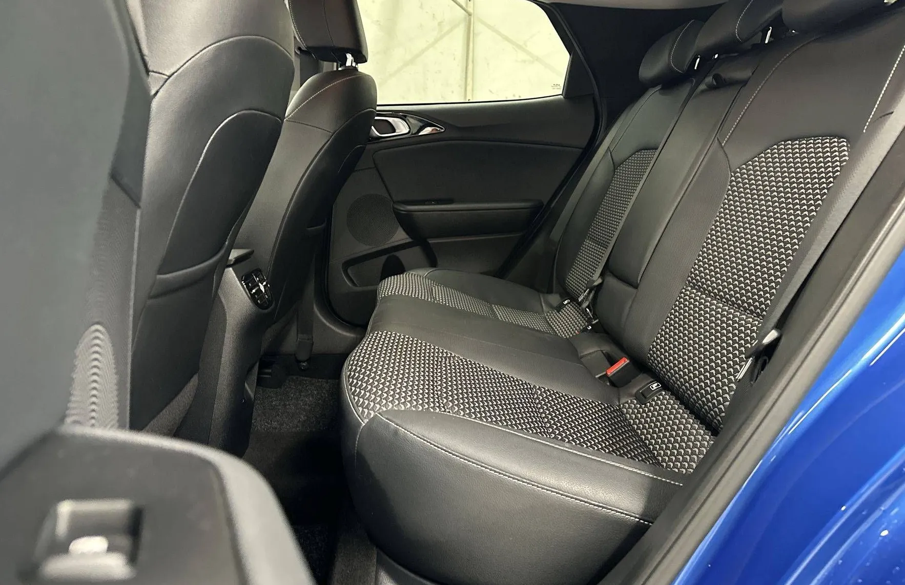 Zunanja slika - KIA XCeed - 1.5 TGDI WAY DCT... - 11