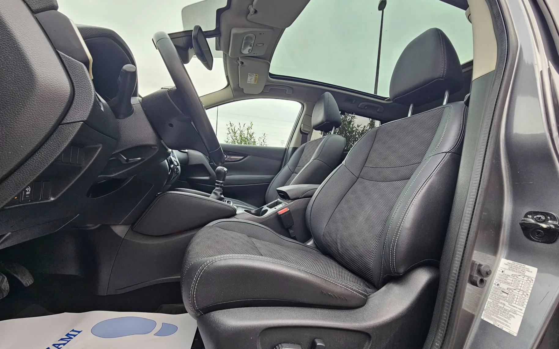 Zunanja slika - Nissan Qashqai - 1.6 dCi Visia, SLOVENSKI,360KAMERE,USNJE - 7