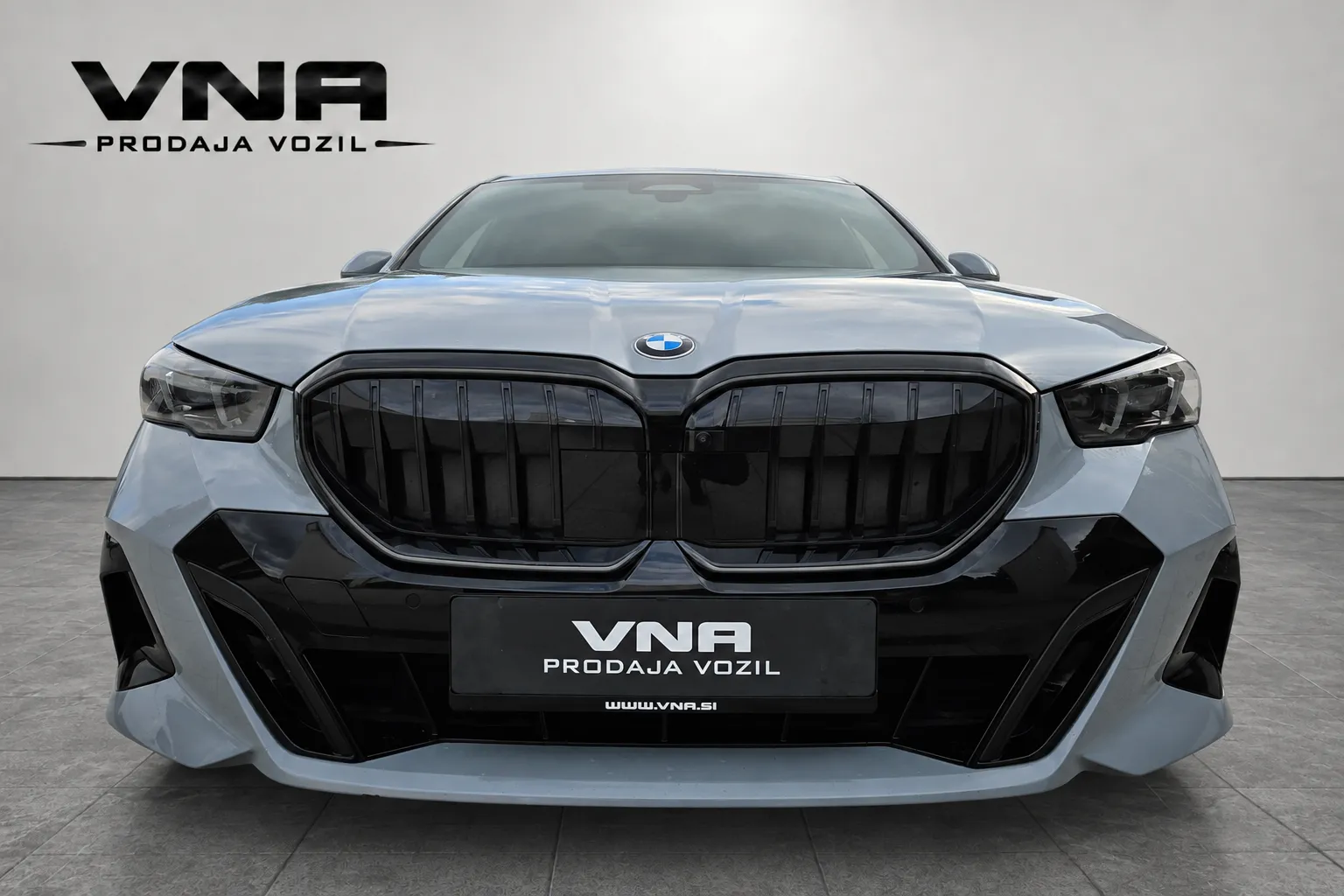 Zunanja slika - BMW serija 5 Touring: - 540d xDrive Touring Avt. |M-OPTIC|VIRTUAL|HL-SED| - 2