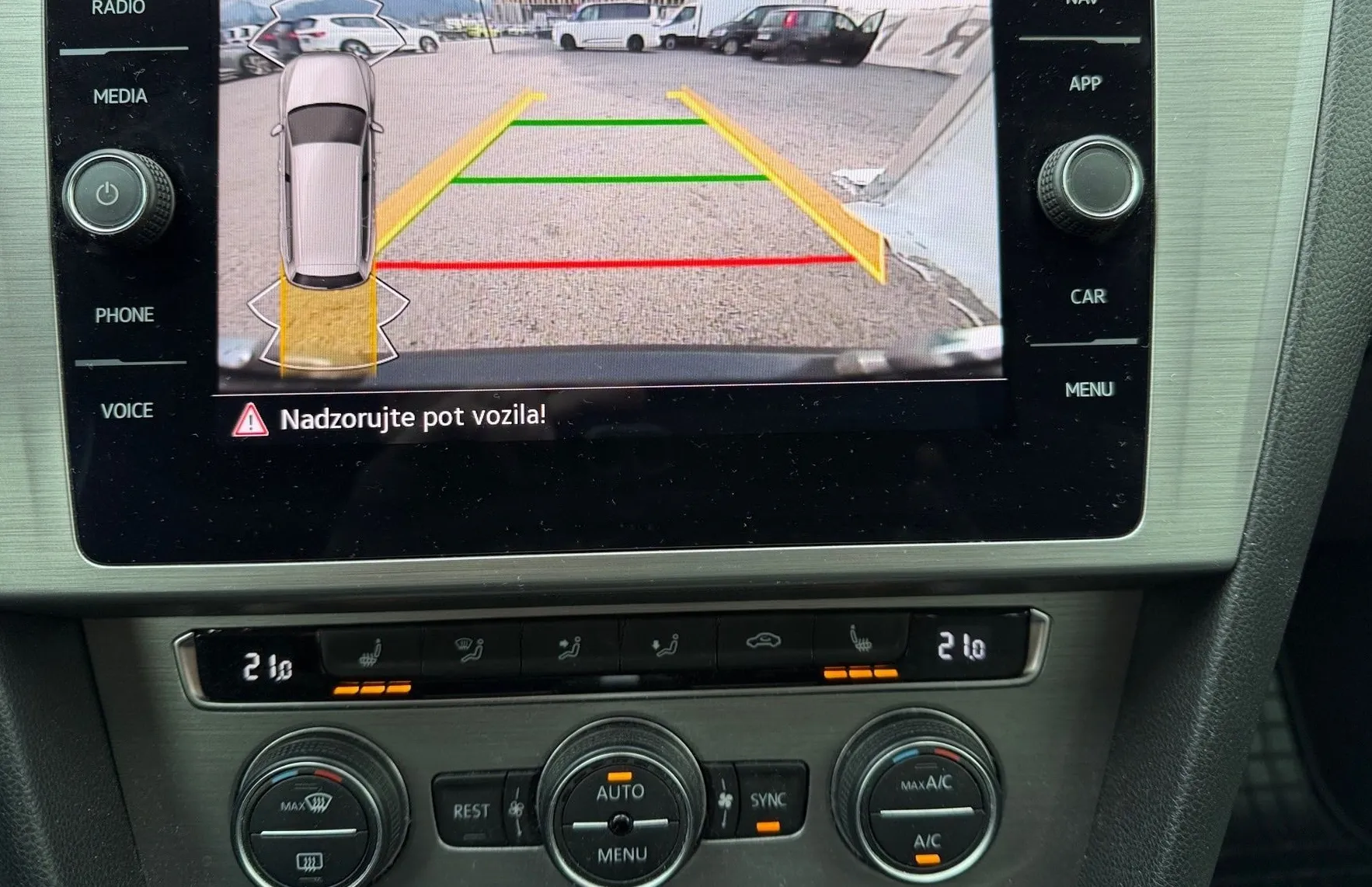 Zunanja slika - VW Passat - Variant 2.0 TDI  Business DSG Kamera - LED - Navi - 11