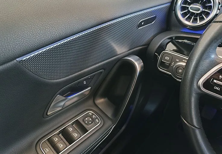 Zunanja slika - Mercedes-Benz A-Razred - 200 URBAN-VLEČNA K.-AMBIENT-360 KAM-MRTVI K.-VIDEO - 12