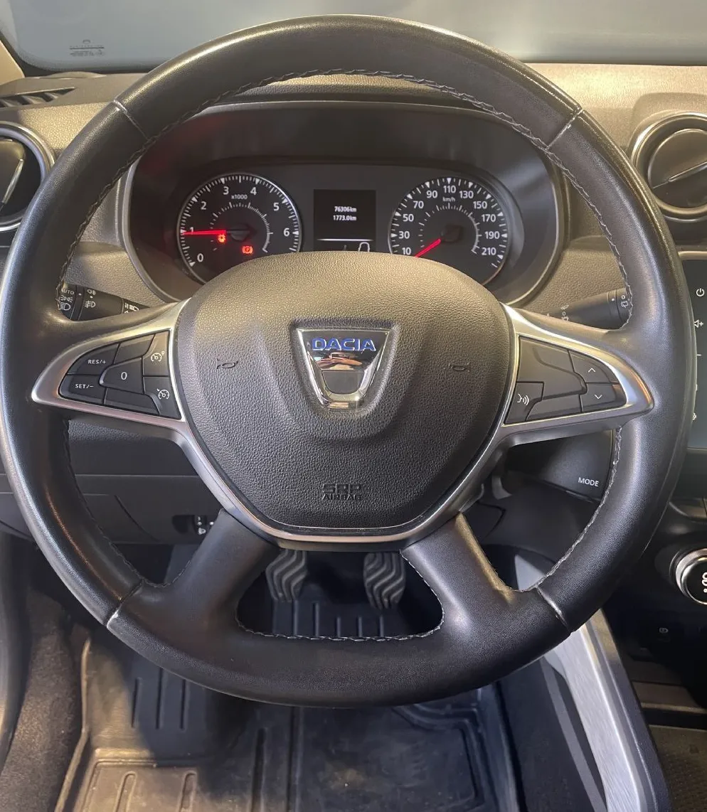 Zunanja slika - Dacia Duster - 1.5DCI-NAVIGACIJA-KEYLESS-KAMERA-LED-ALU-76000KM - 12