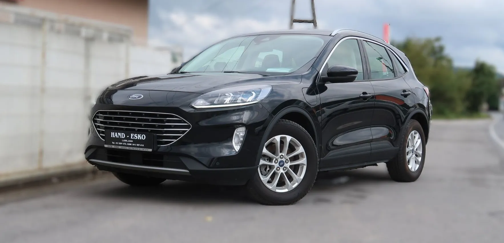 Zunanja slika - Ford Kuga - Titanium X 2.5 Duratec Hybrid 165kW PHEV-ALU-NAVI - 8