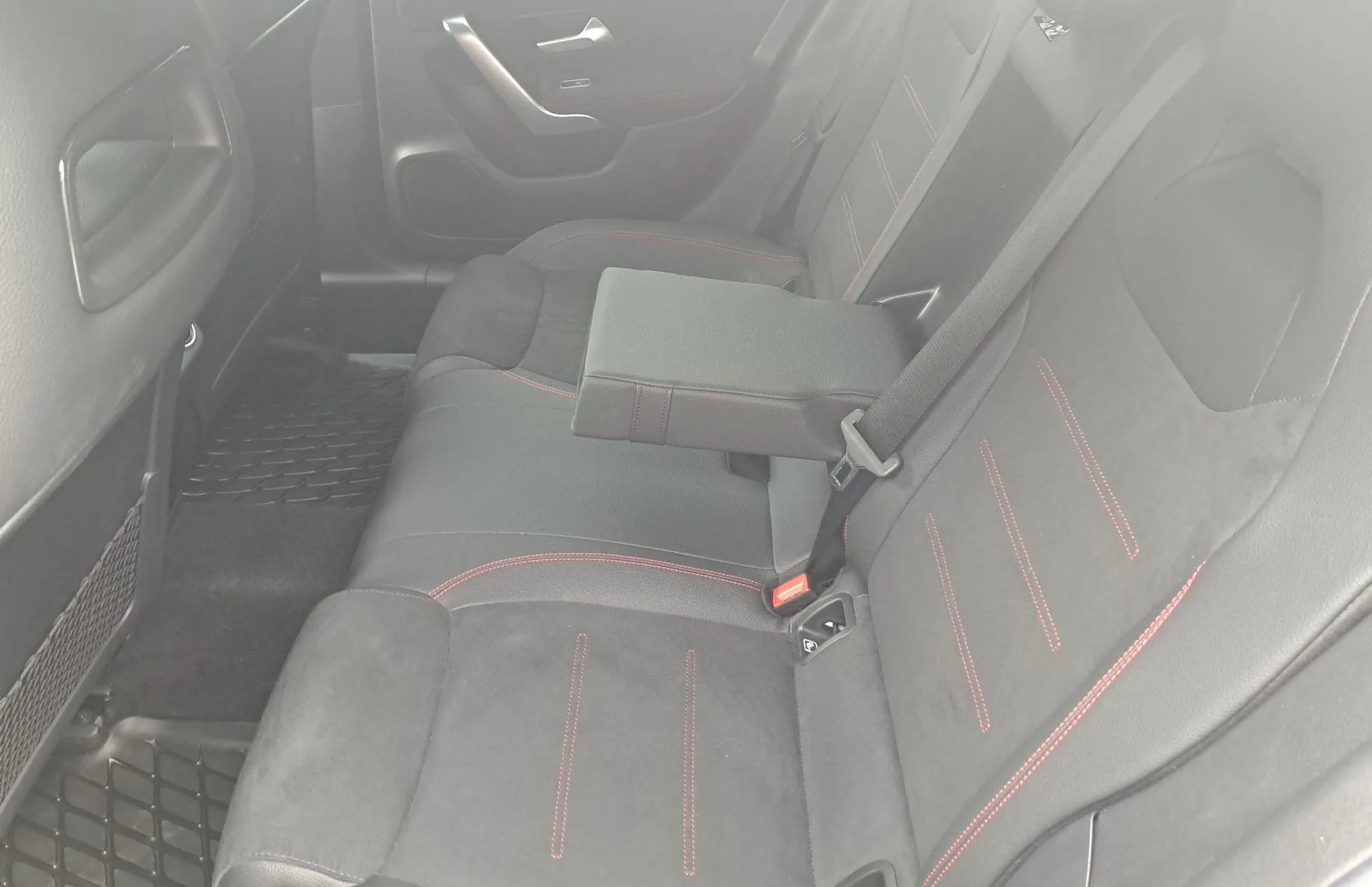 Zunanja slika - Mercedes-Benz CLA-Razred - CLA Shooting Brake 200 AMG Line - 11