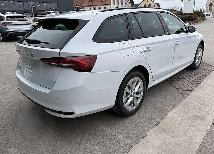Zunanja slika - Škoda Octavia - 2.0 TDI COMBI 110 KW  Anniversary Edition DSG - 7